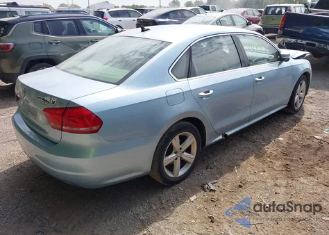 2013 Volkswagen Passat 2.5L Se from USA, damaged, VIN 1VWBP7A38DC117333